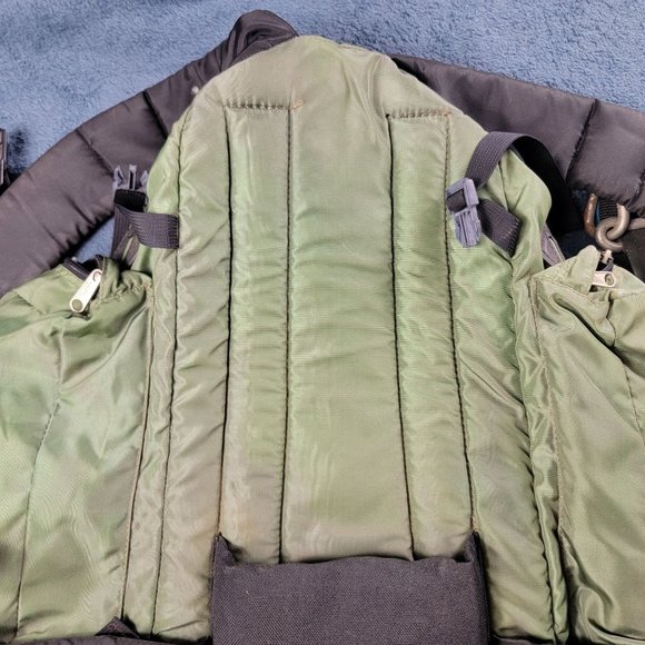 Kelty Red Wing Green Outdoor Camping Hiking Backpack Pack With Water Bottles - Picture 3 of 16